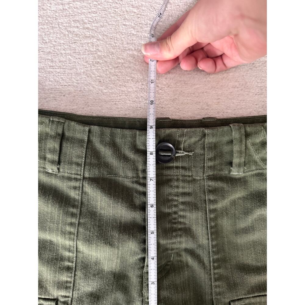 Mountain Hardwear Womens Sz 8 Cargo Shorts Olive Green Pockets Cotton Blend 4.5” - Picture 7 of 8